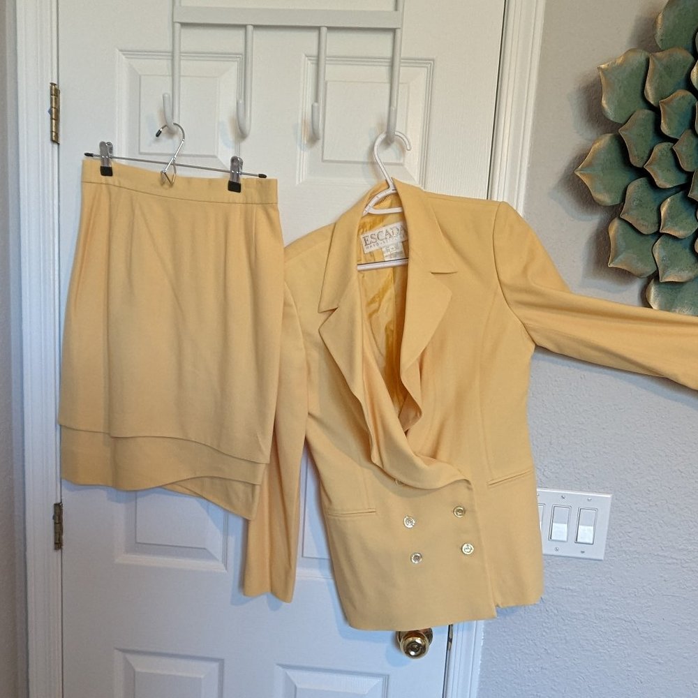 ESCADA Daffodil Yellow SKIRT SUIT | 2 PC SET | Y2K | 36 / 6 | EVC | TULIP HEM!